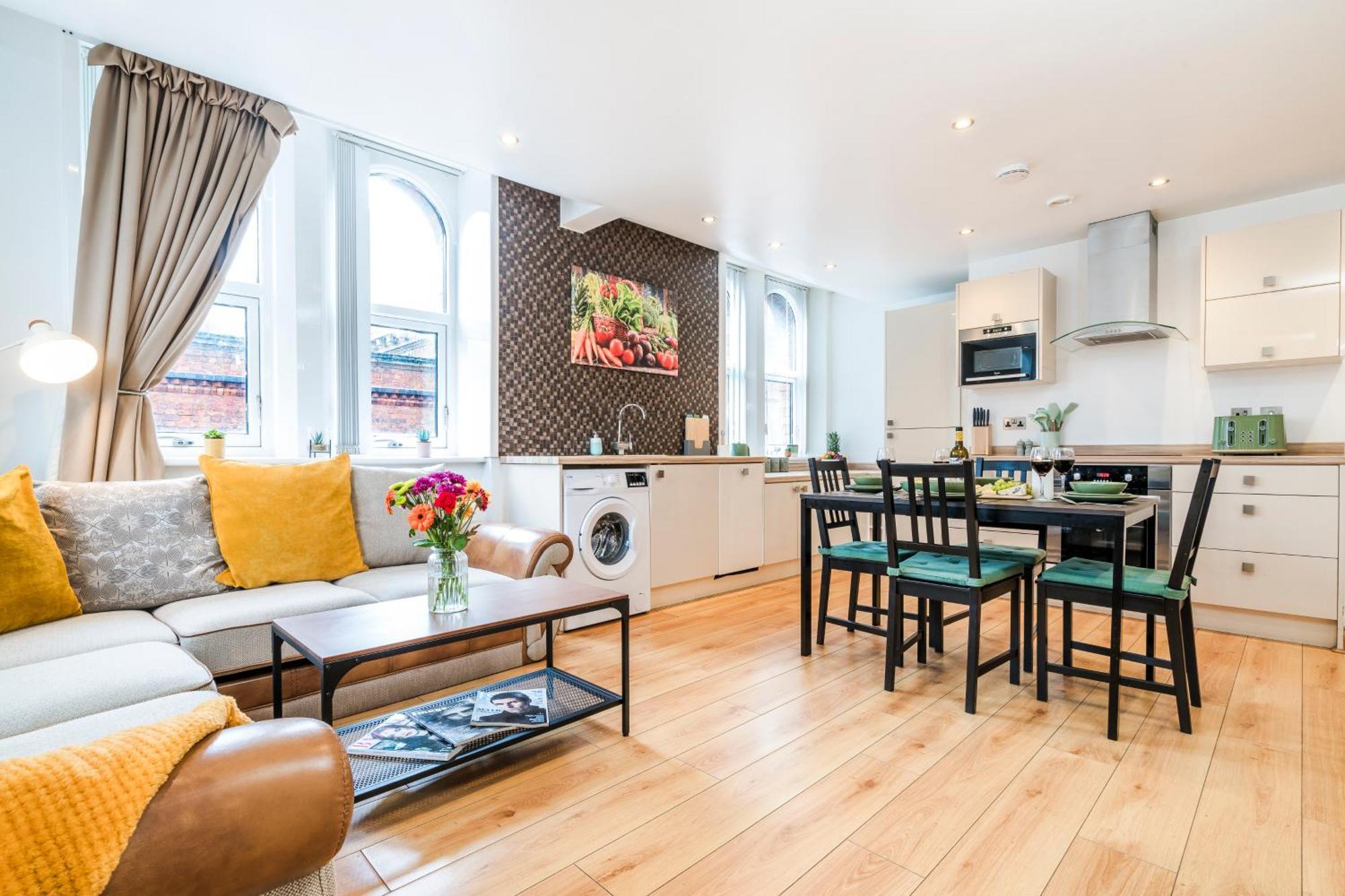 Cavern Quarters, Beautiful Two Bedroom City Centre Apartment By Garudy Serviced Apartments And Short Lets - Perfect For Longer Stays Liverpool Eksteriør bilde