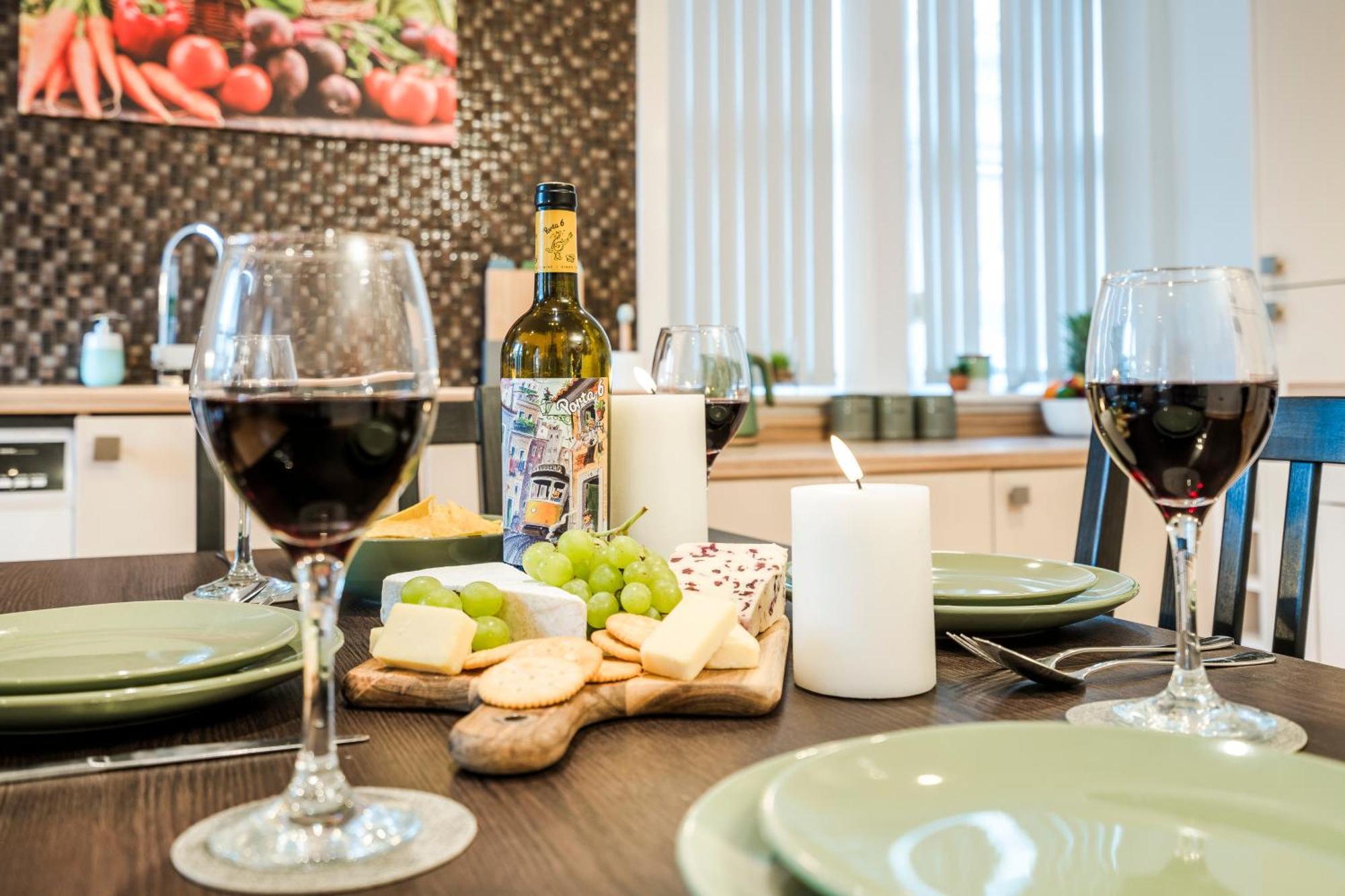 Cavern Quarters, Beautiful Two Bedroom City Centre Apartment By Garudy Serviced Apartments And Short Lets - Perfect For Longer Stays Liverpool Eksteriør bilde