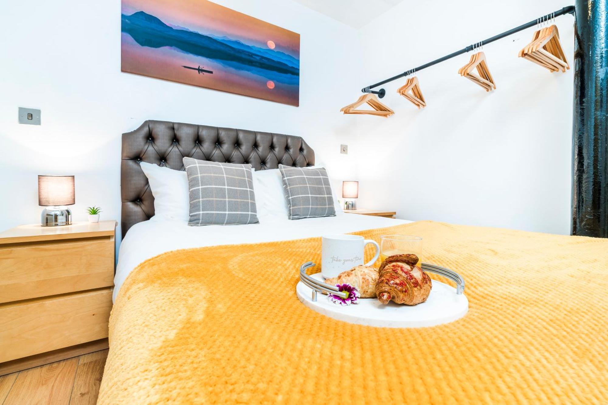 Cavern Quarters, Beautiful Two Bedroom City Centre Apartment By Garudy Serviced Apartments And Short Lets - Perfect For Longer Stays Liverpool Eksteriør bilde